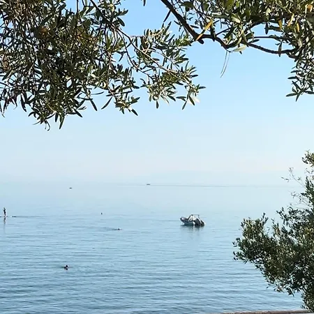 펜션 Seaview Mesidrili 몰라 칼리바