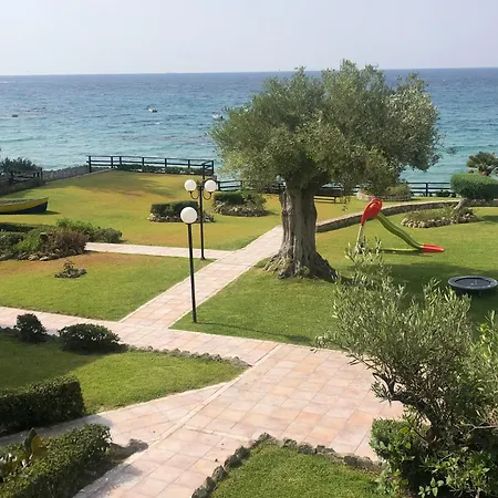 Holiday home Seaview Mesidrili *
